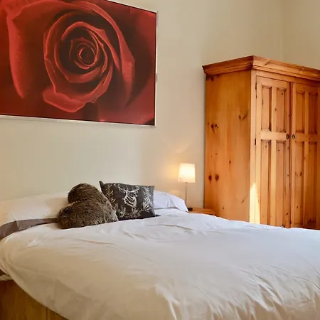 2 Bedroom Flat * Edimburgo