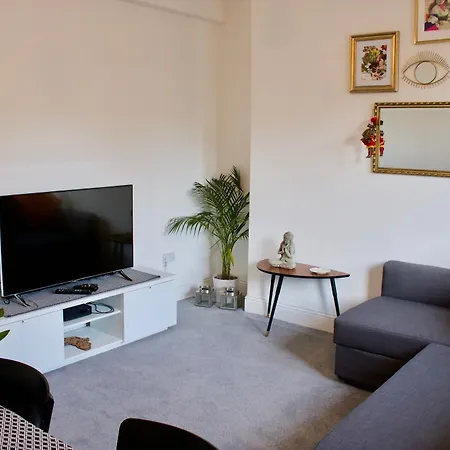 2 Bedroom Near Murrayfield Apartament Edynburg
