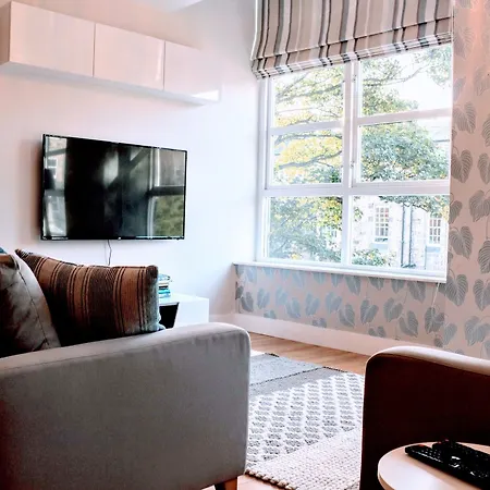 2 Bedroom In The Heart Of The