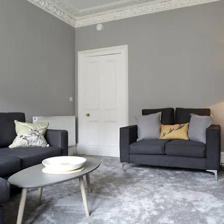 Apartment 2 Bedroom Bruntsfield *