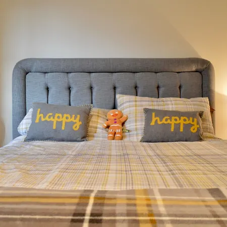 2 Bedroom Flat Near Murrayfield Stadium * エディンバラ