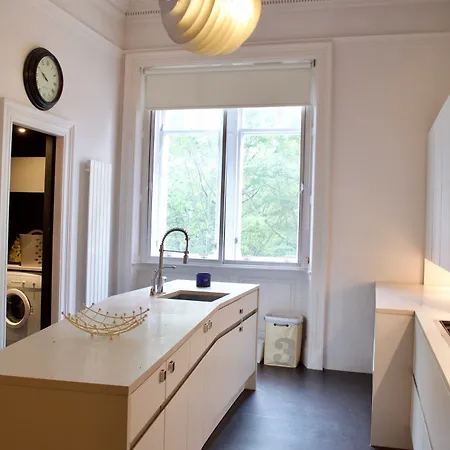 2 Bedroom With Free Parking Апартаменты Эдинбург