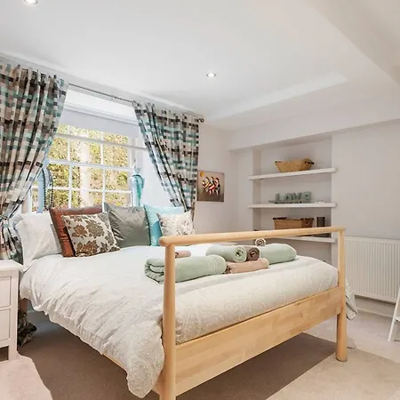 アパート Stylish Georgian Flat In New Town エディンバラ