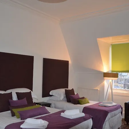 Edinburgh37 Hotell