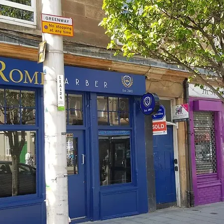 Central Leith Walk شقة *
