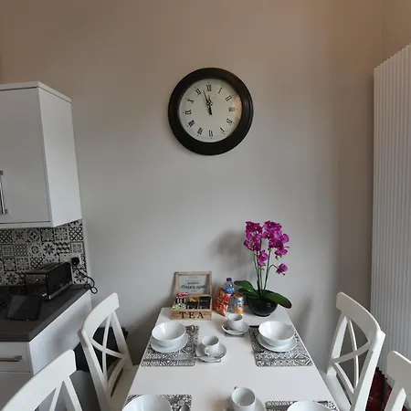 Pleasance Ground Floor Main Door Access *