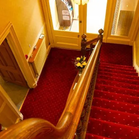 Arrandale 3* Edinburgh