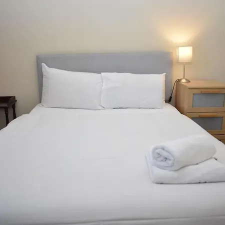 Spacious 2br Flat 10 Minutes From Princes Street Appartement *