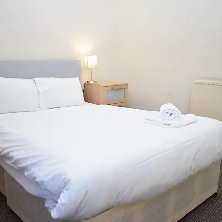 Spacious 2br Flat 10 Minutes From Princes Street Appartement