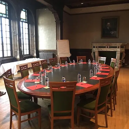 B+B Edinburgh Отель