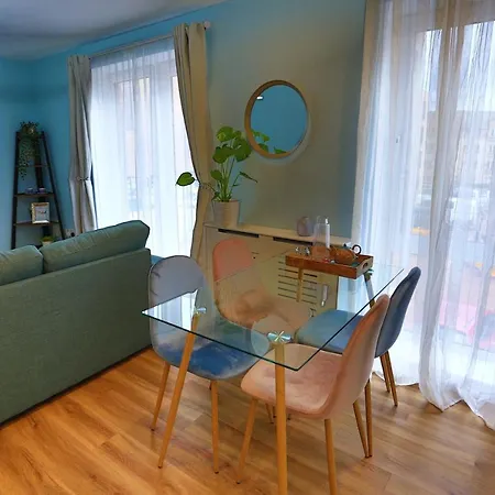 Quiet Flat Close To Holyrood Palace Edinburgh