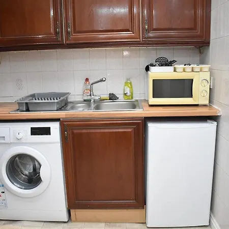 Spacious 2br Flat 10 Minutes From Princes Street Edinburgh