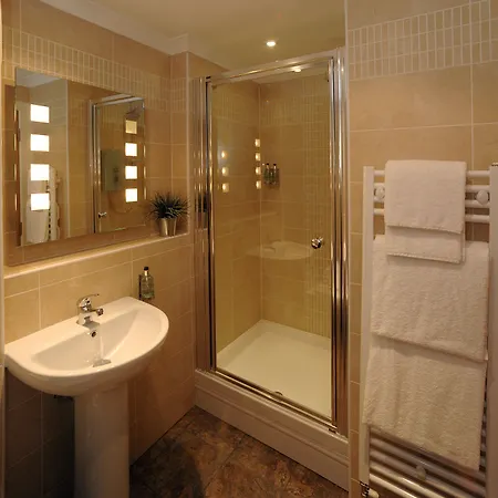 Fountain Court - Grove Executive 4* Edinburgh