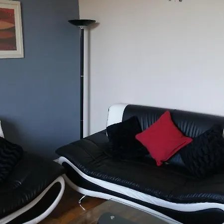 Central Leith Walk شقة *