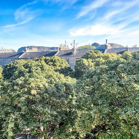 Apartament 3br Gladstone Terrace By Guestready