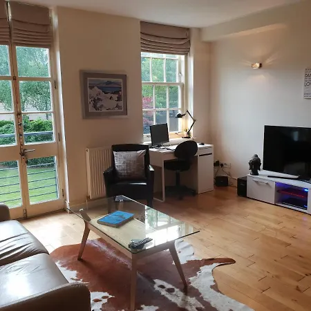 Prime Location - City Centre Flat With Private Parking * Εδιμβούργο