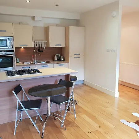 Prime Location - City Centre Flat With Private Parking Διαμέρισμα *