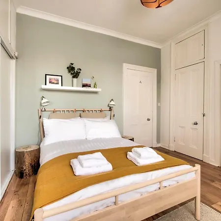 Modern Homely For 2 In By Guest Ready 公寓 *
