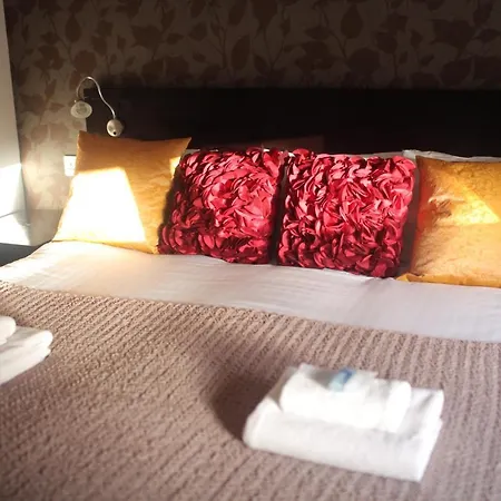 Victoria Park House *