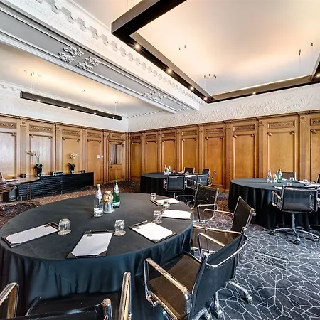 Apex Waterloo Place Hotel 4*