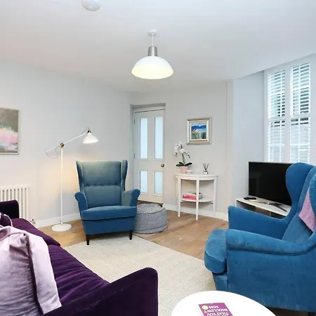 Joivy Vibrant Near Calton Hill إدنبرة