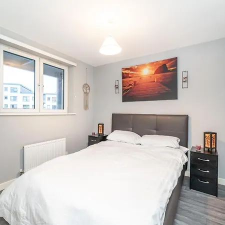 The New Lochend Park View Apartamento *