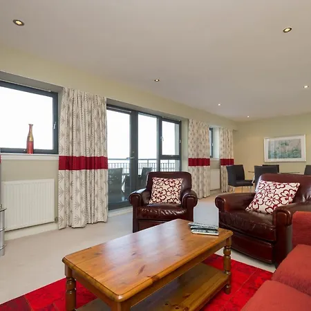 Appartement 411 Corinthian Quay *
