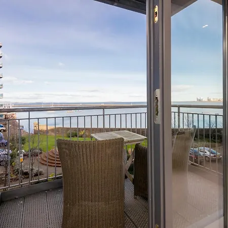 Appartement 411 Corinthian Quay *