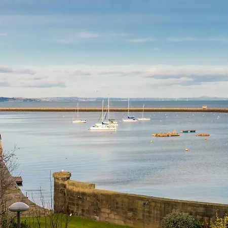 411 Corinthian Quay * Édimbourg