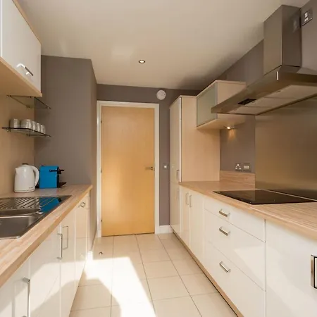 411 Corinthian Quay Appartement
