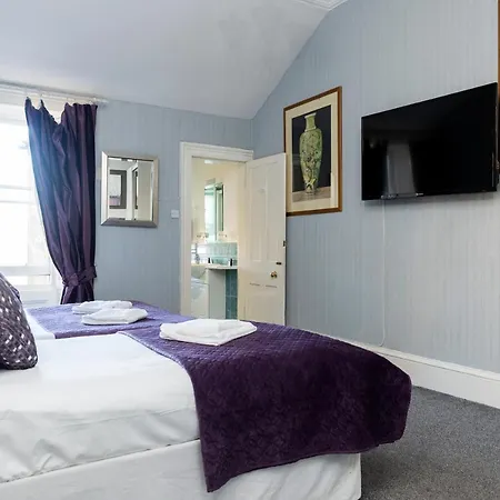 Claremont Guest house