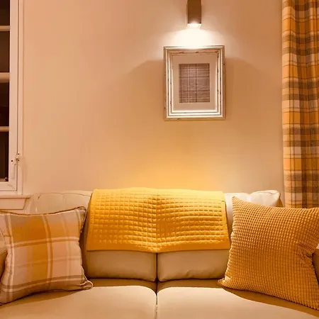 The Cowgatehead Apartmán *