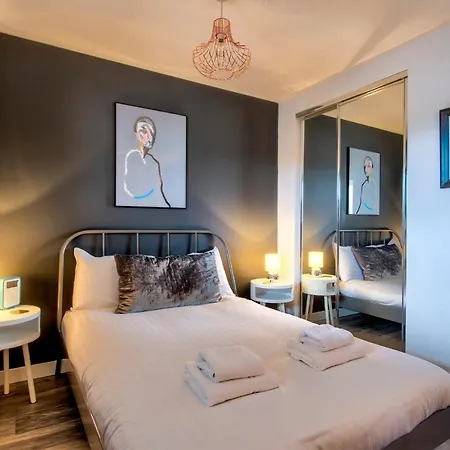 Stylish Flat In Leith By Guestready Daire Edinburgh