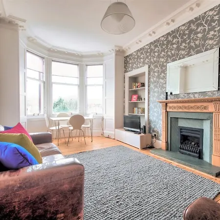 Stunning 2br In Morningside Apartment Edinburgh