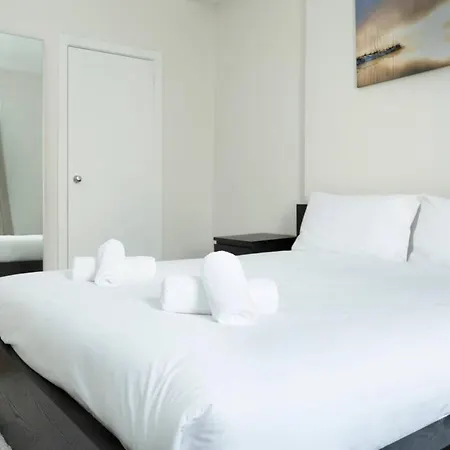 Bright And Spacious Flat Next To Meadows Park Edinburgh