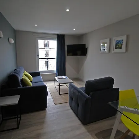 Fountain Court - Grove Edinburgh