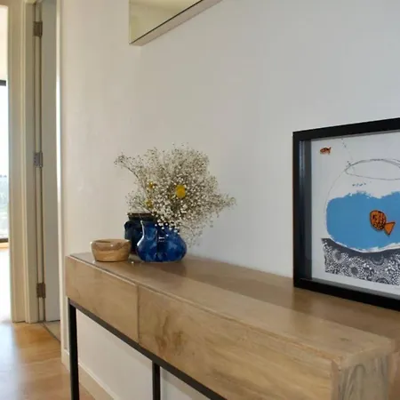 Quarter Mile Flat With Stunning Meadows View * Edimburgo