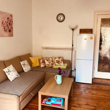 Apartmán Centre Escape With Private Garden *