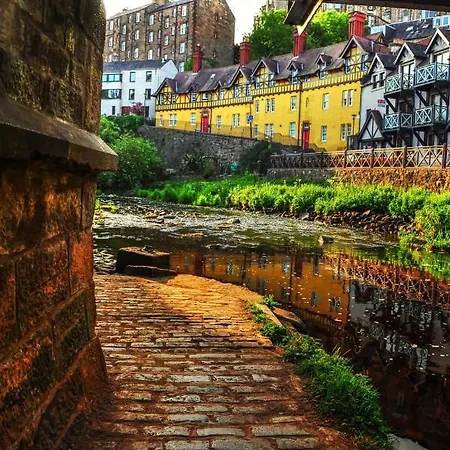 Dean Village דירה