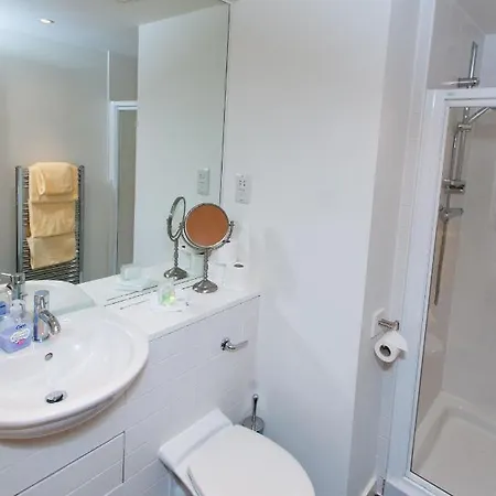 Apartamento Edinburgh Accommodation *