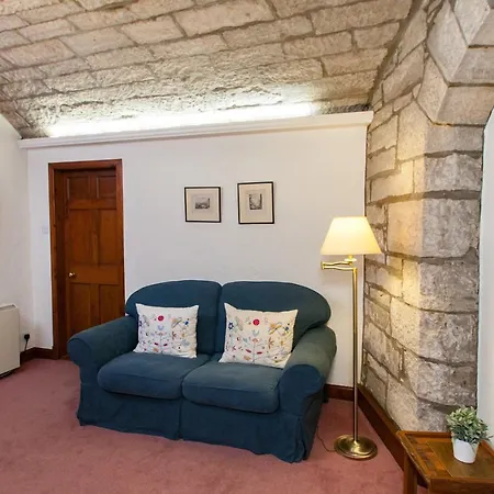 Edinburgh Accommodation Apartamento *