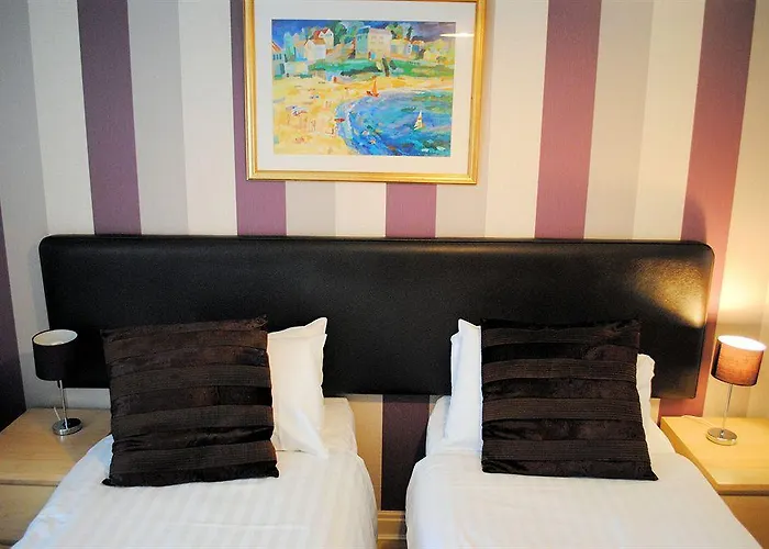 Edinburgh Aparthotel 4* אדינבורו