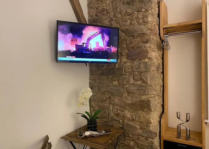 Royal Mile Balconies By The Castle Hotel apartamentowy Edynburg