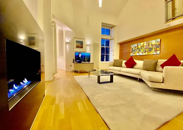 Quartermile Serviced * Edinburgh