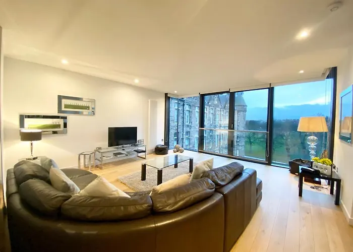 Quartermile Serviced * Edinburgh