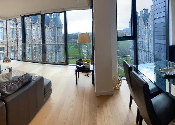 Quartermile Serviced * Edinburgh
