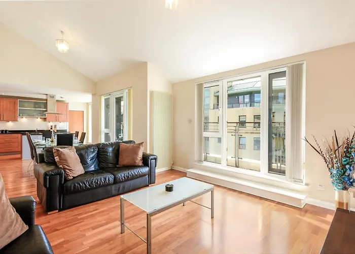 Britannia Penthouse 爱丁堡