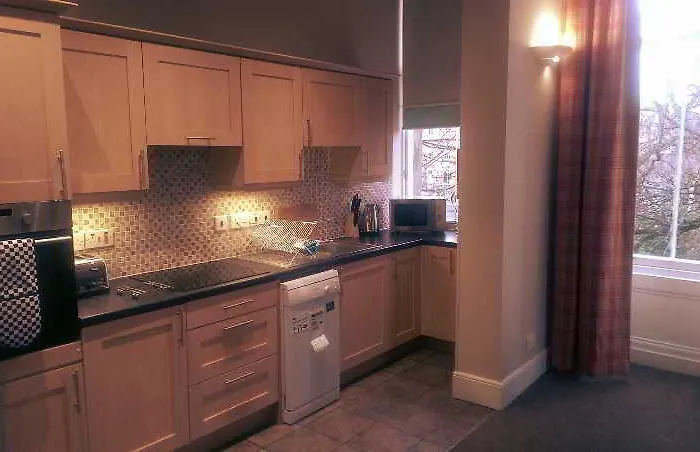 Fountain Court - Royal Garden