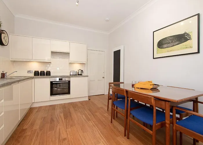 펜션 16 1 Eildon Street *