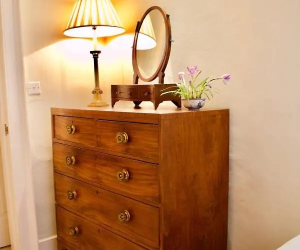 Period On Castle Street